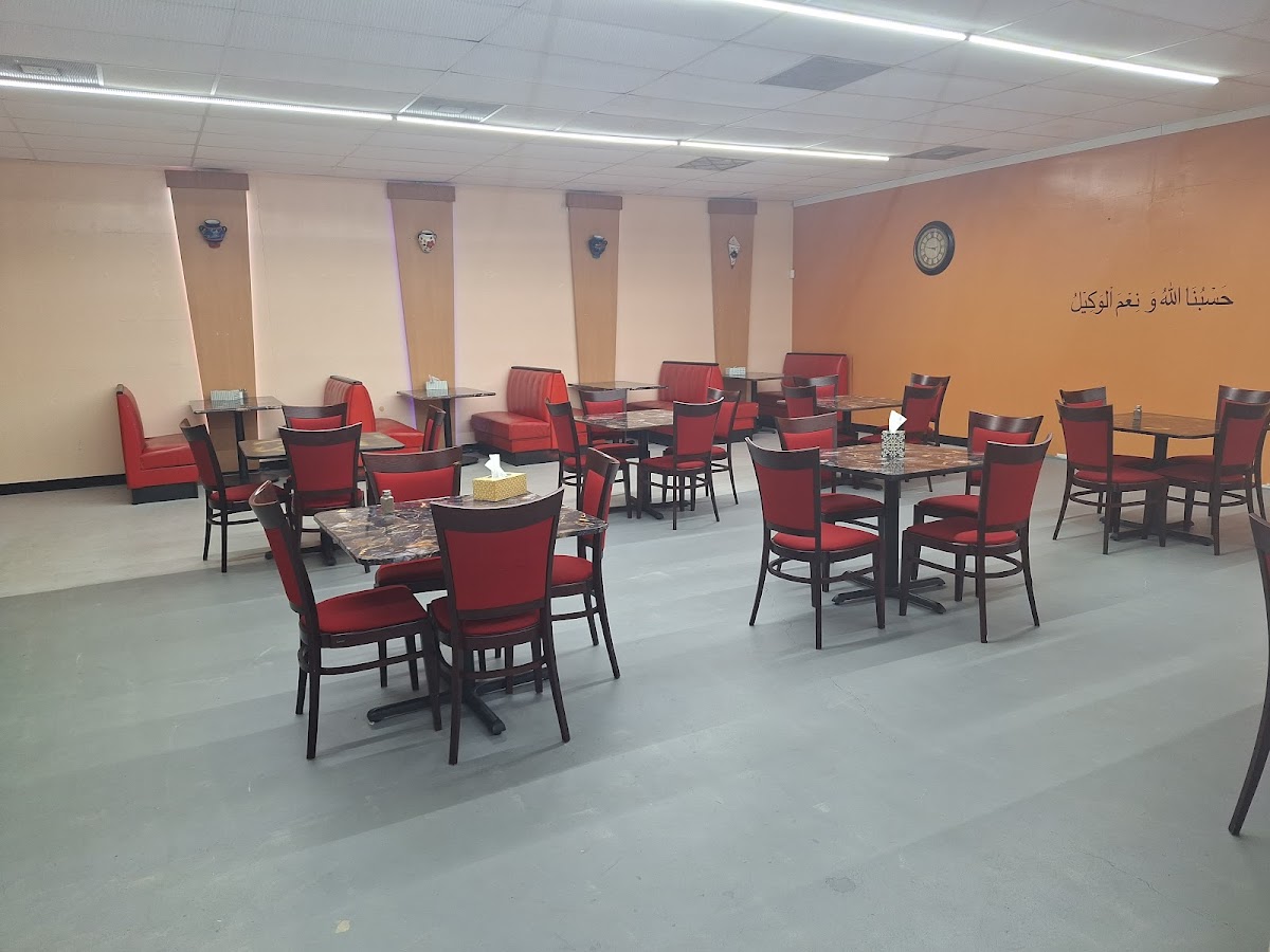 Eat On Restaurant - Photo 3