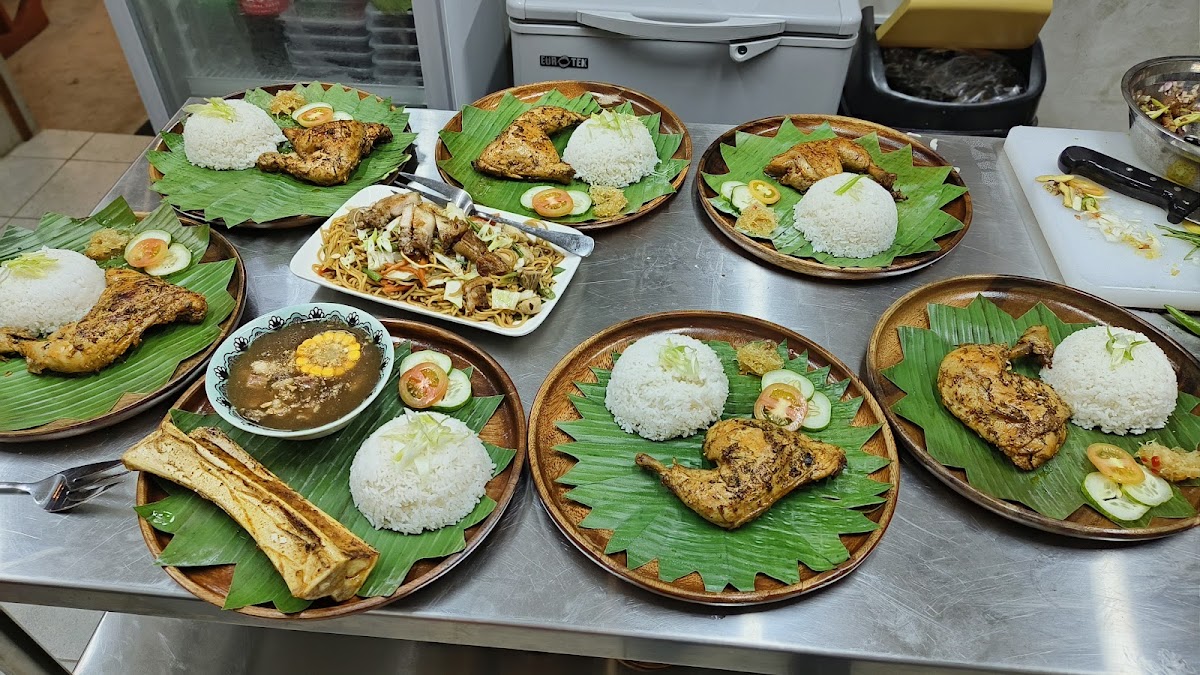 Elma's Garden Inasal - Photo 3