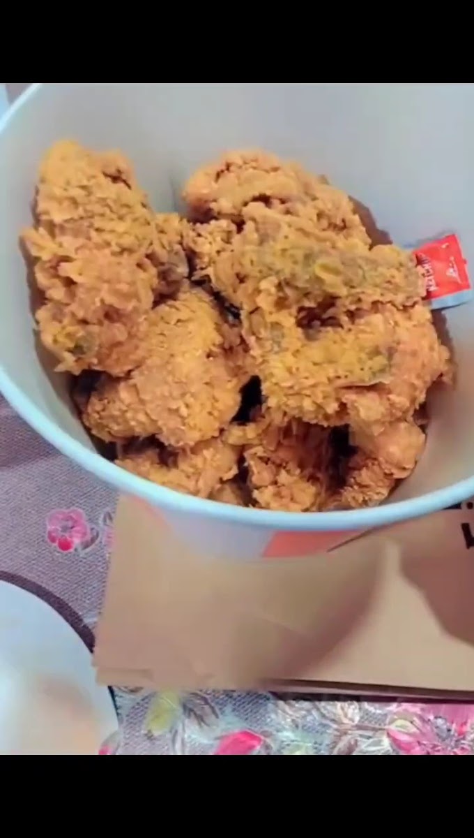 KFC Sakumono - Photo 1
