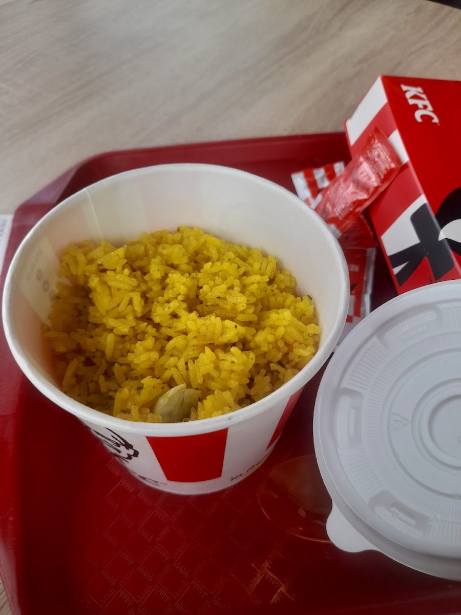KFC Sakumono - Photo 4