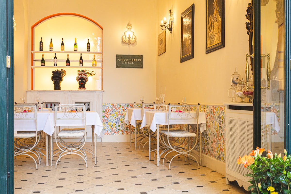 Rêve Café Restaurant
