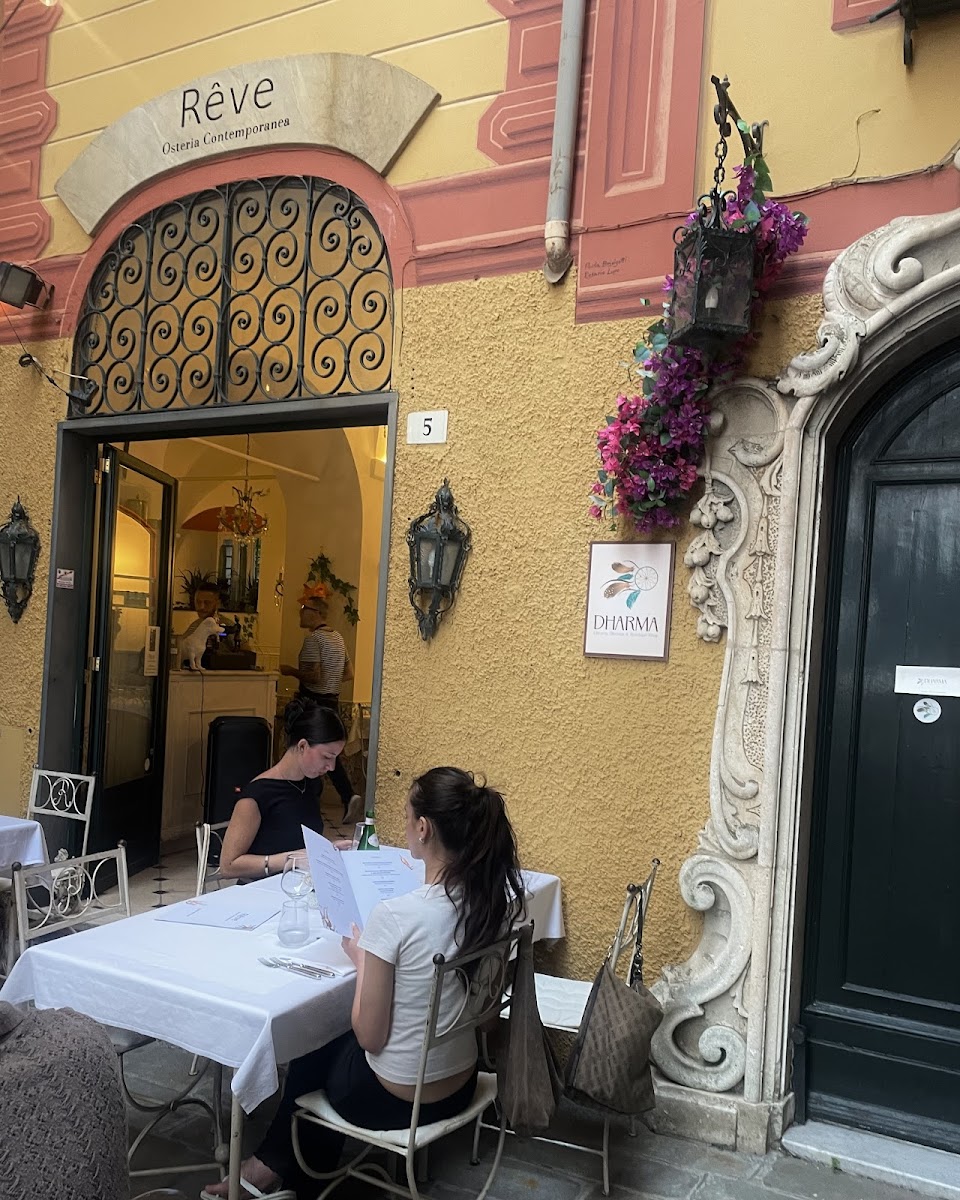Rêve Café Restaurant - Photo 2