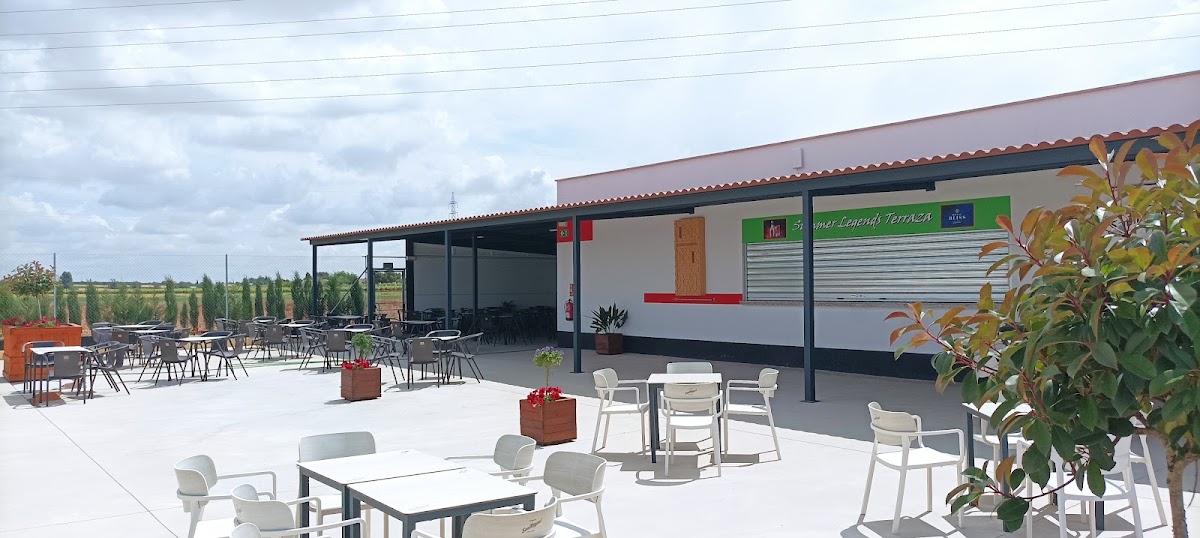 SUMMER LEGENDS TERRAZA - Photo 2