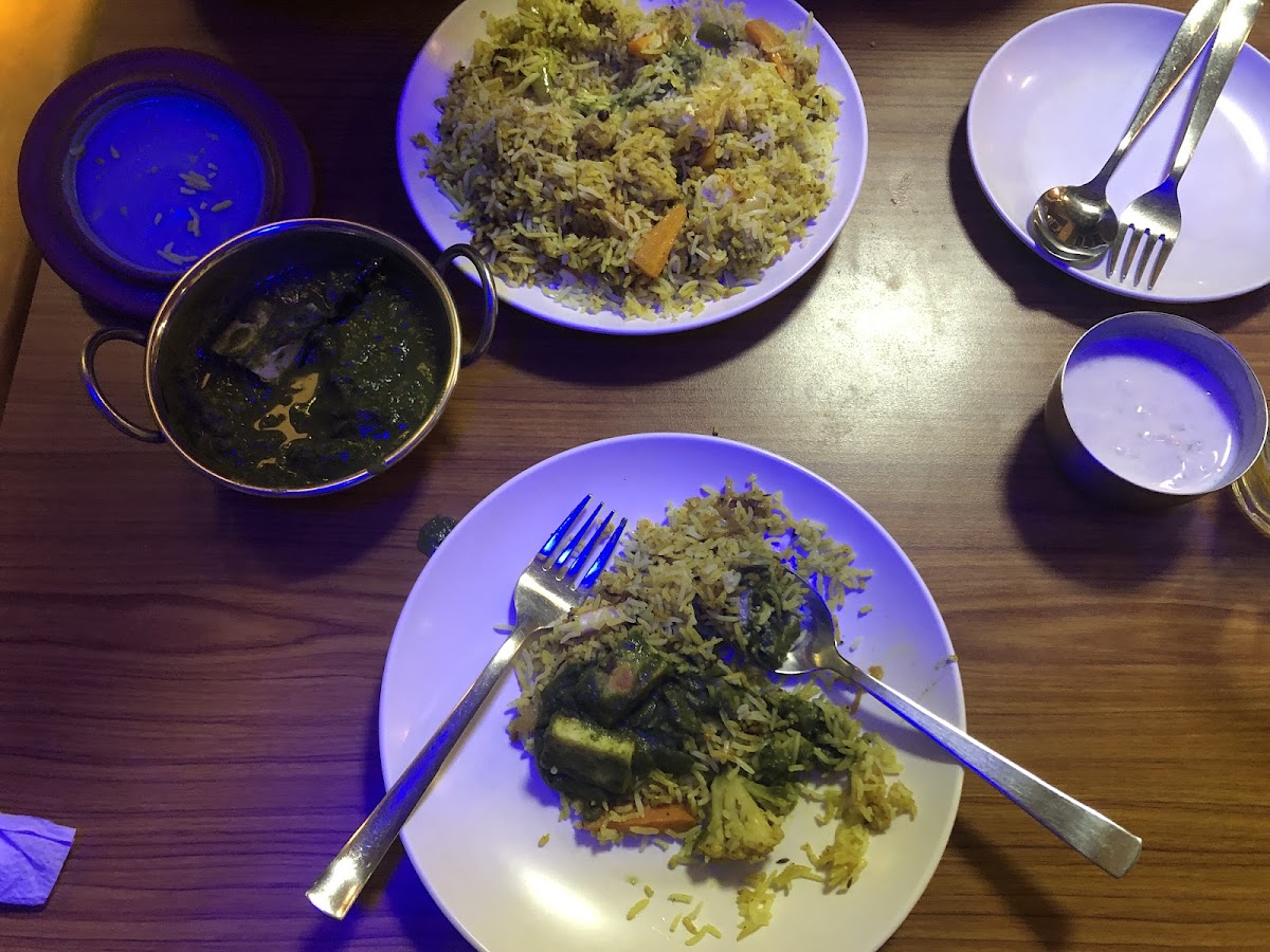 ANNAPURNA VEG & VEGAN RESTAURANT(AVVR) - Photo 8