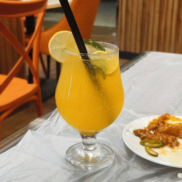 Fashion Fruit Mojito
