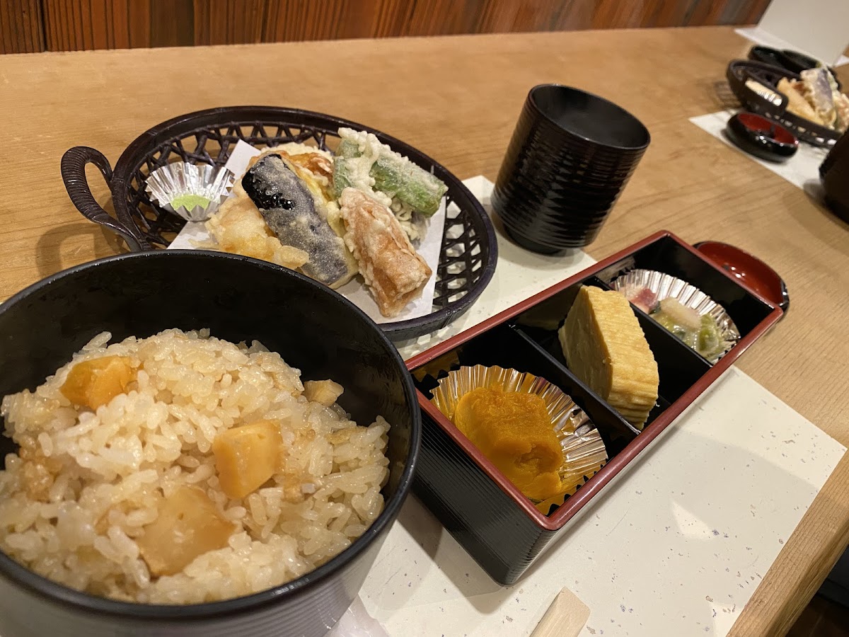 Kyo no Ajitokoro Uemura - Photo 4