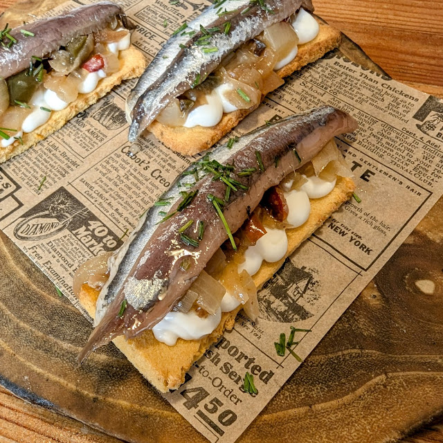 Anchovies Toast