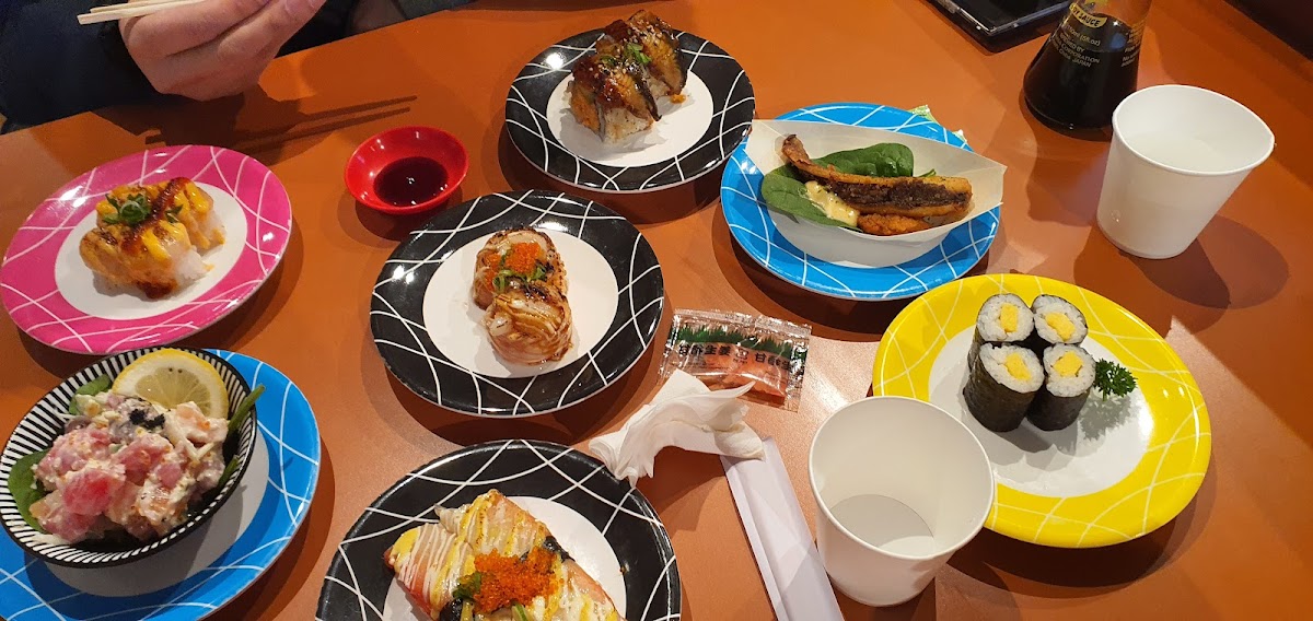 Hikaru Sushi M-City - Photo 4