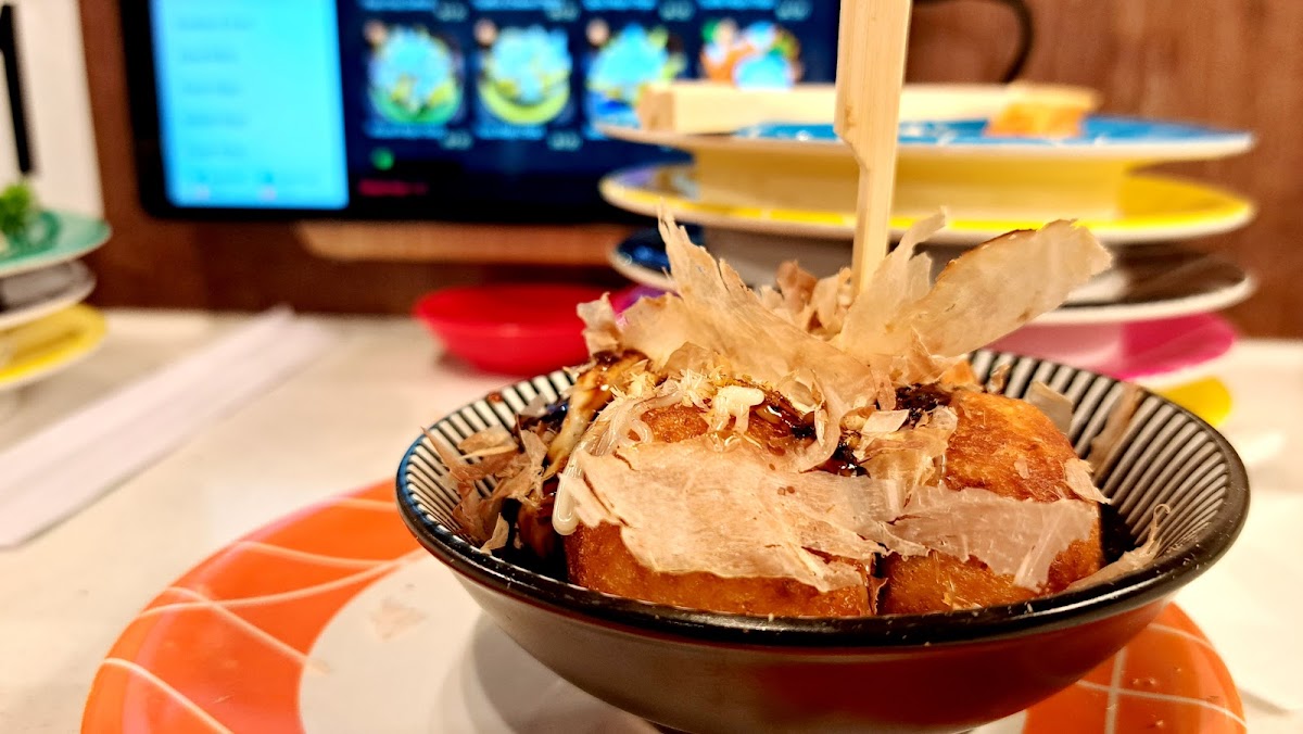 Hikaru Sushi M-City - Photo 6