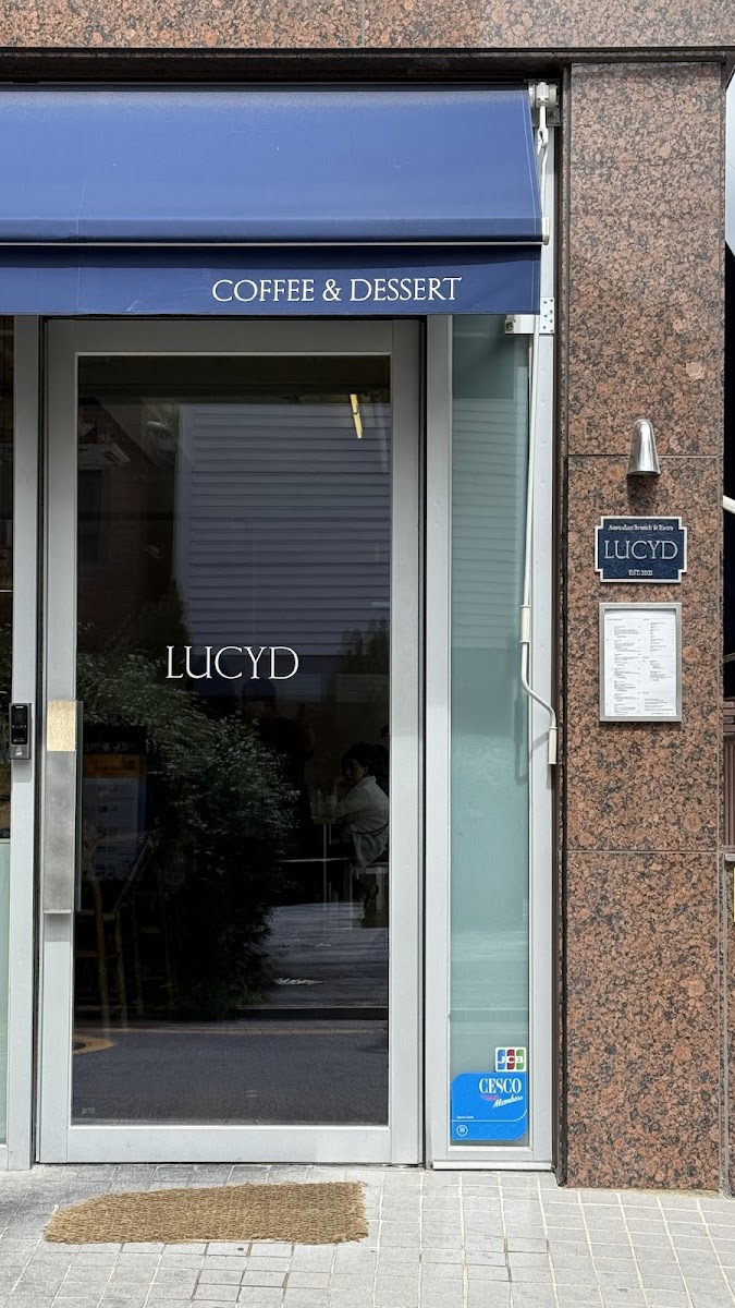 Lucyd - Photo 2