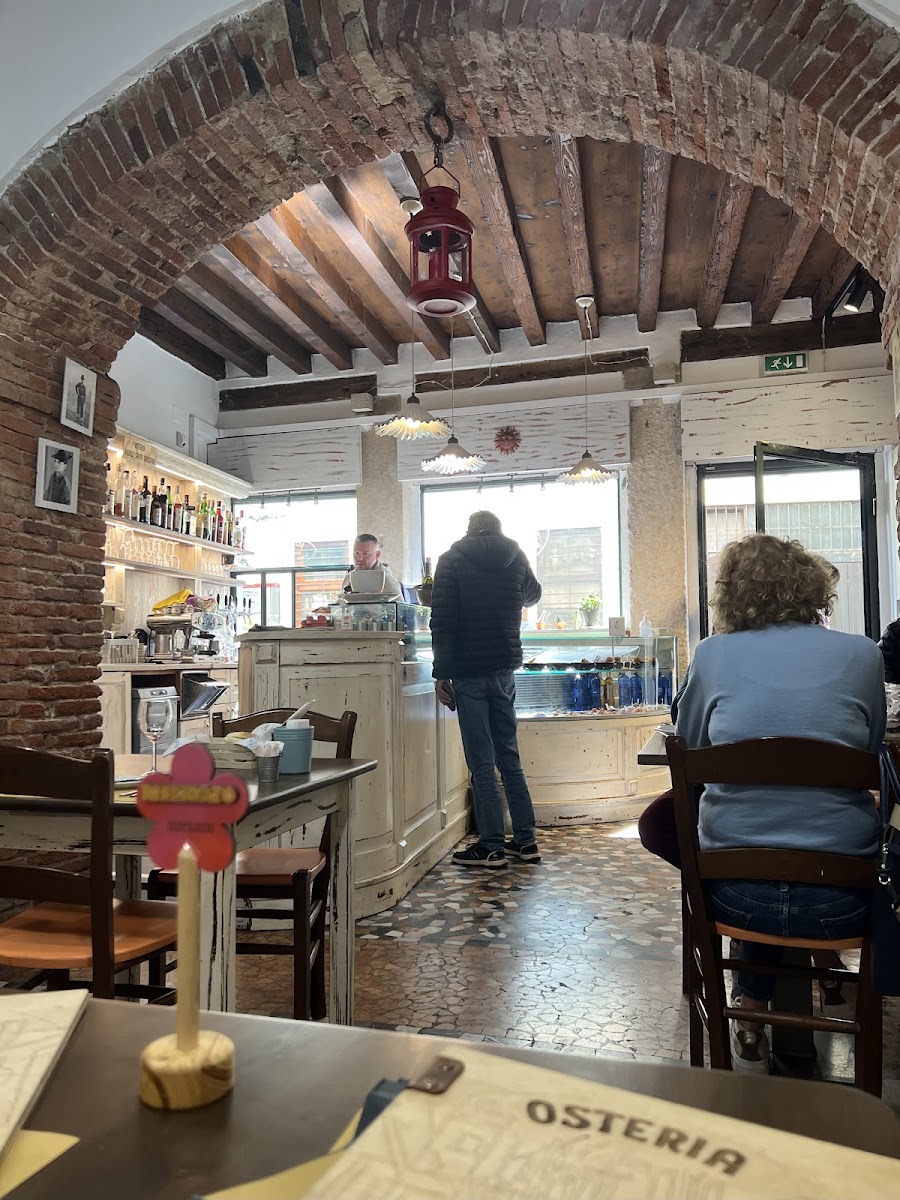 Osteria Vicolo Santa Barbara - Photo 9