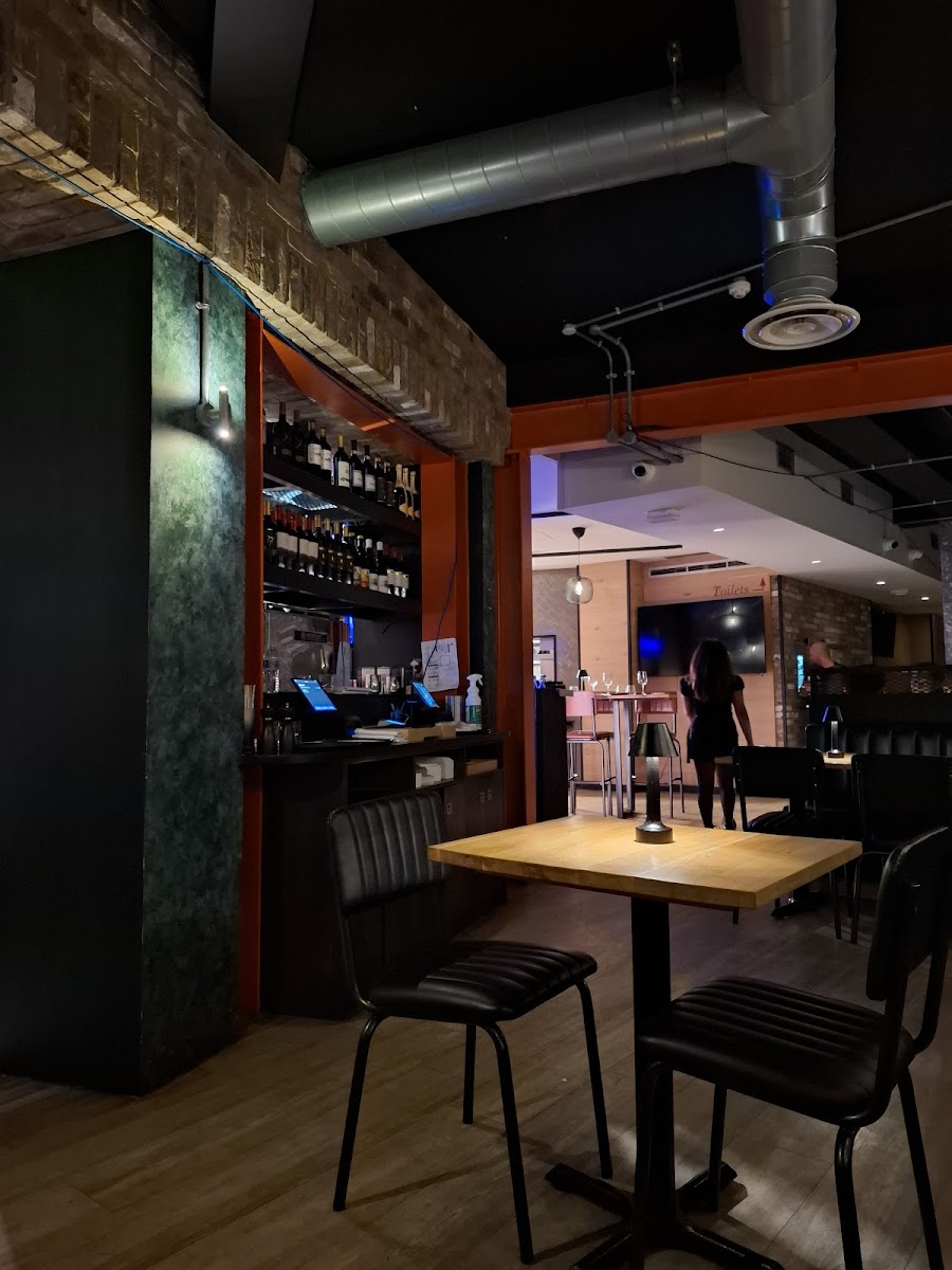 Humo Watford - Photo 2