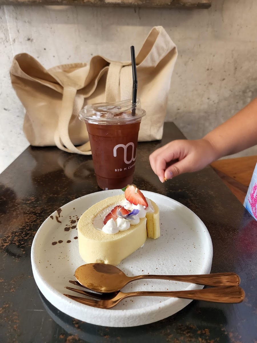 BIG M coffee rayong - Photo 6