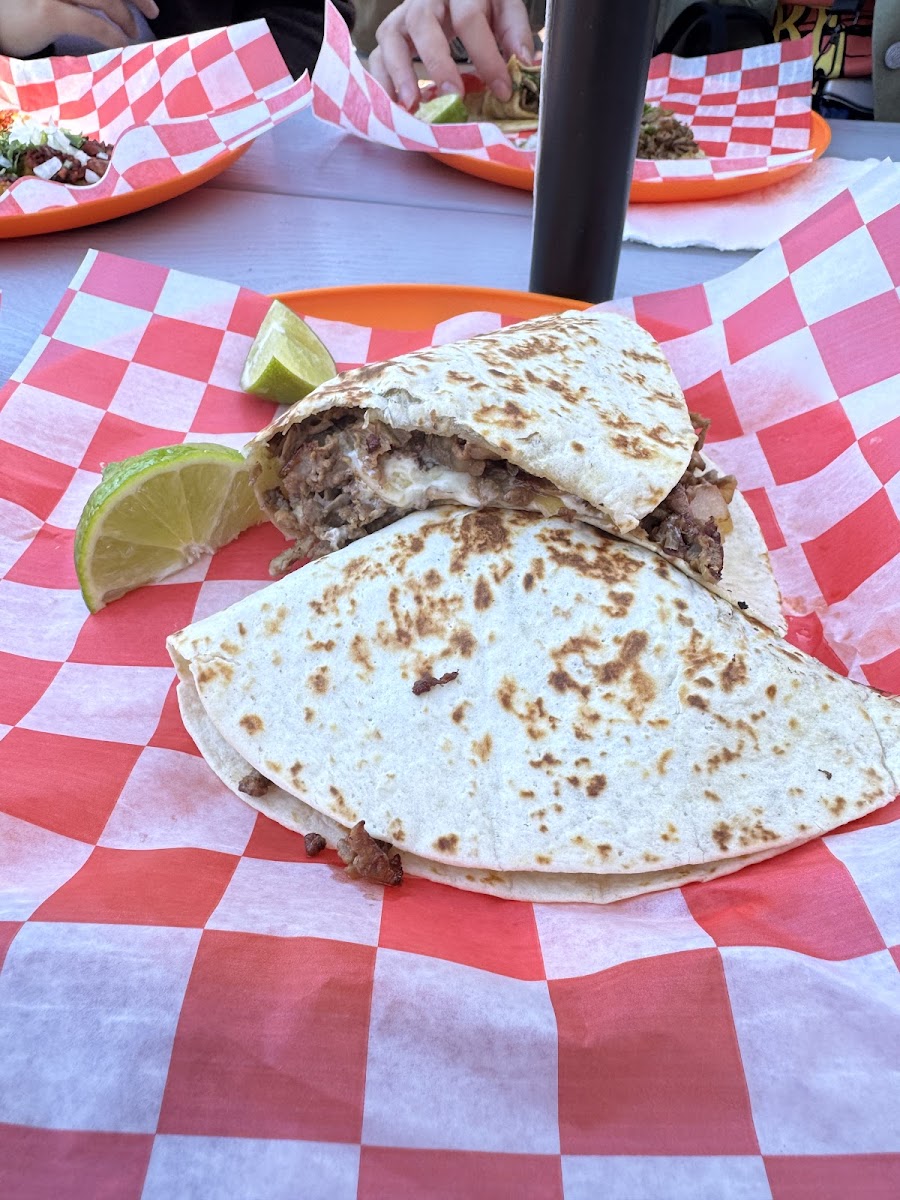 Tacos El Amigo Tippin Ave - Photo 9