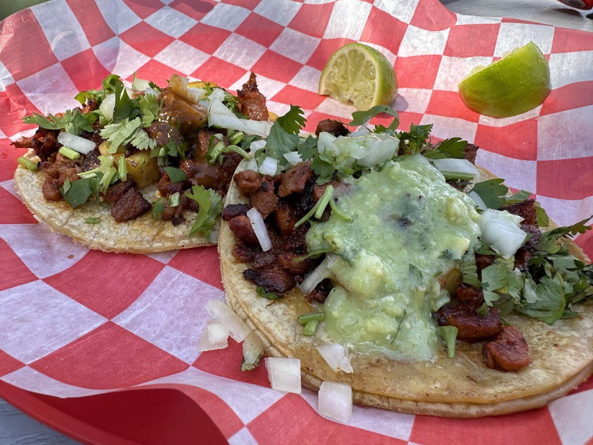 Tacos El Amigo Tippin Ave - Photo 3