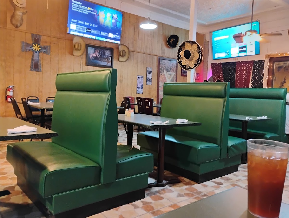 Lupita's Restaurante - Photo 4