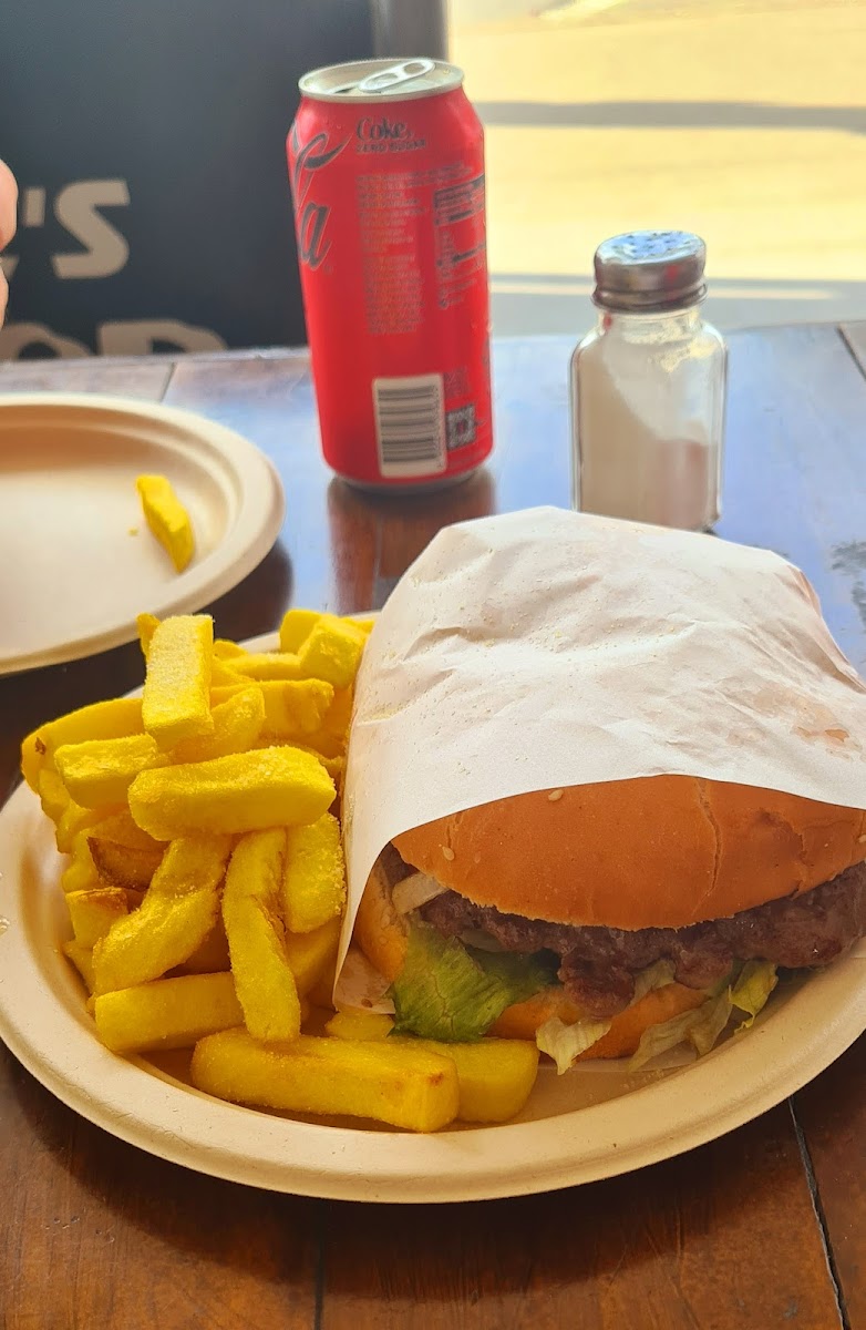 Georges seafood takeaway - Photo 2