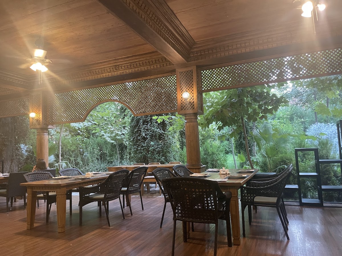 Berk Garden Pub