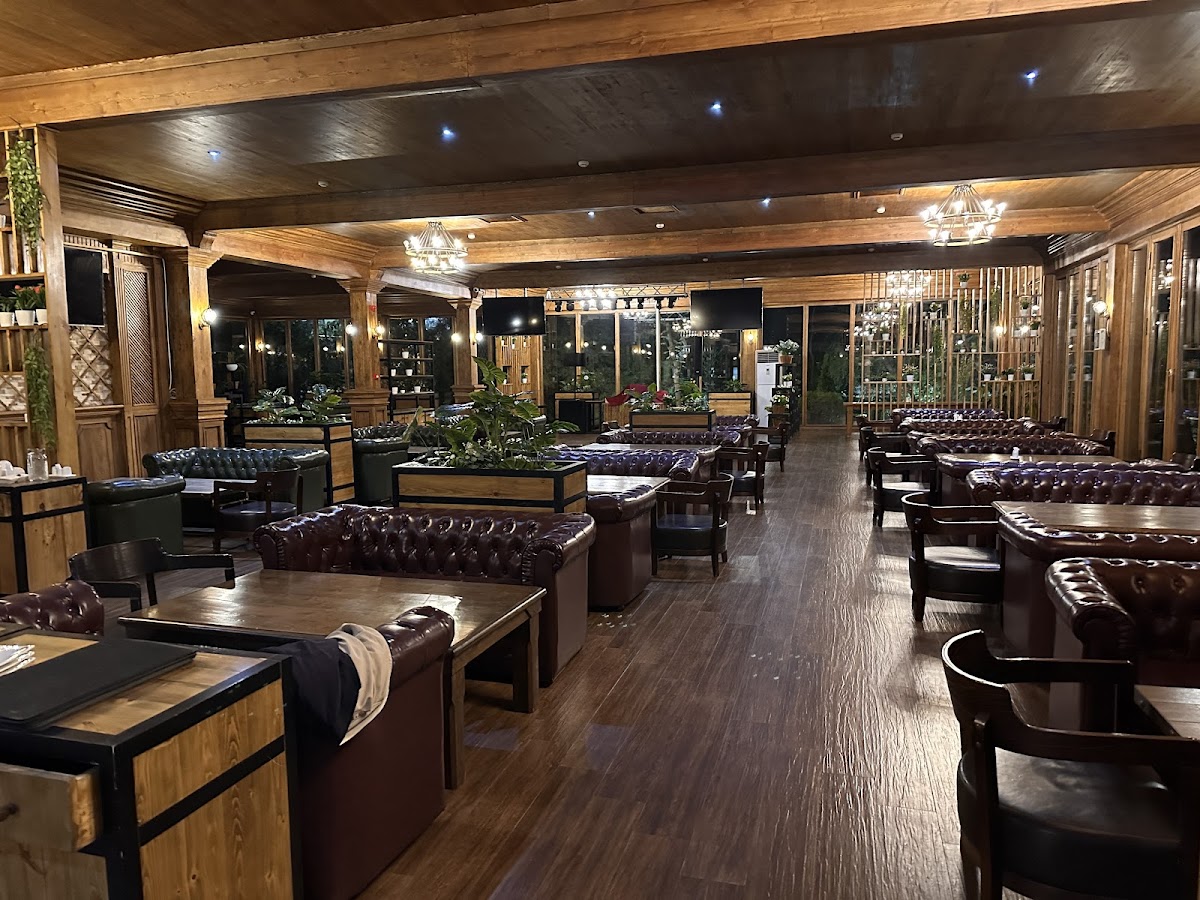 Berk Garden Pub - Photo 3