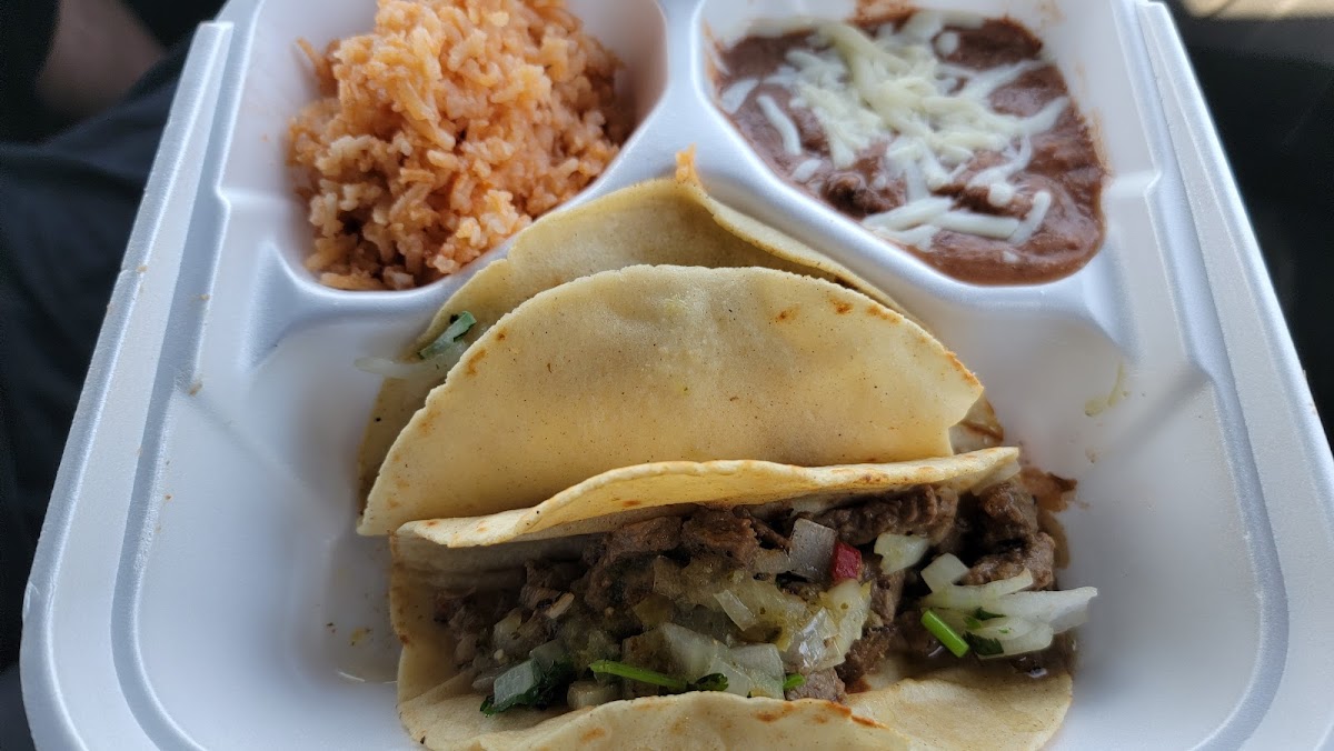 Puente Viejo Cantina Bigfork - Photo 4