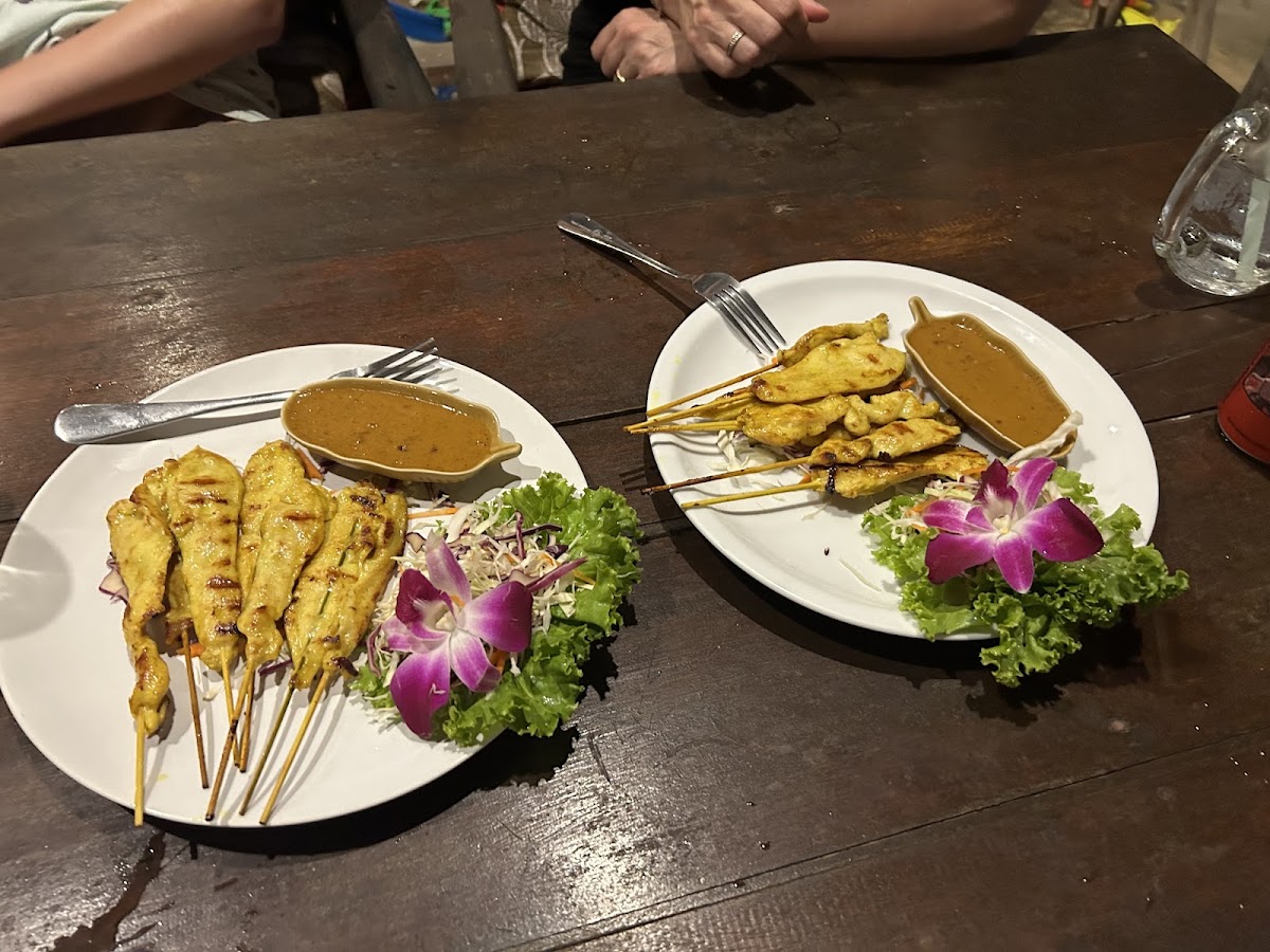 PHEN Restaurant - Photo 9