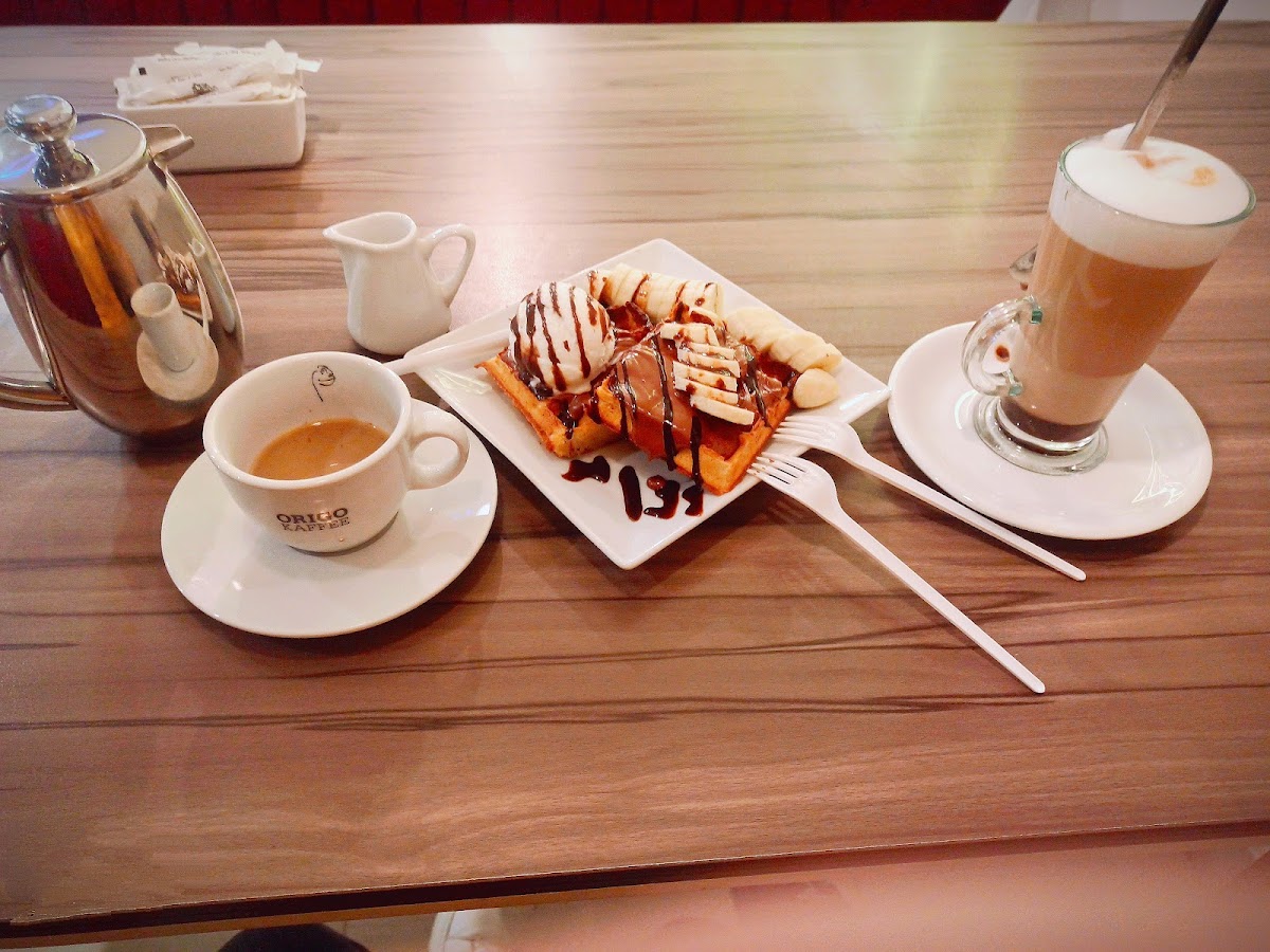 Origo Cafe - Photo 8