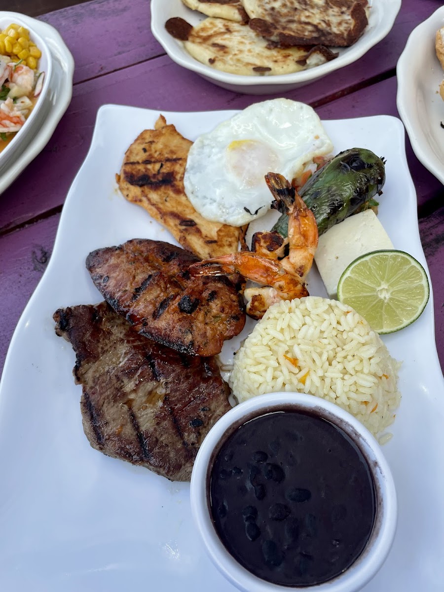 Don Juan Restaurant - Photo 2