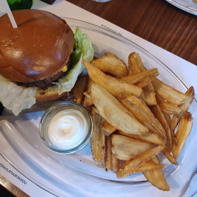 Black Angus Burger