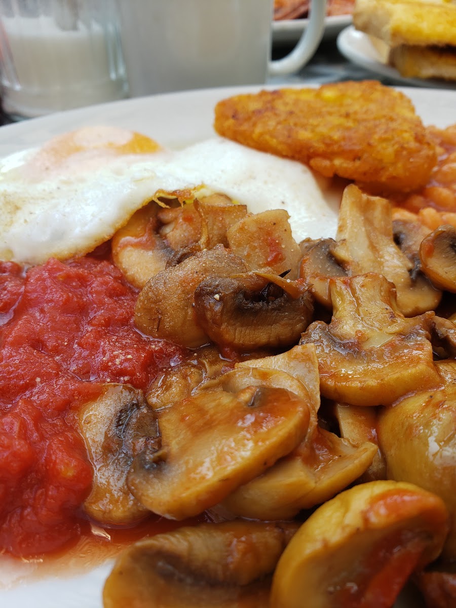 Billsedge Cafe - Photo 5