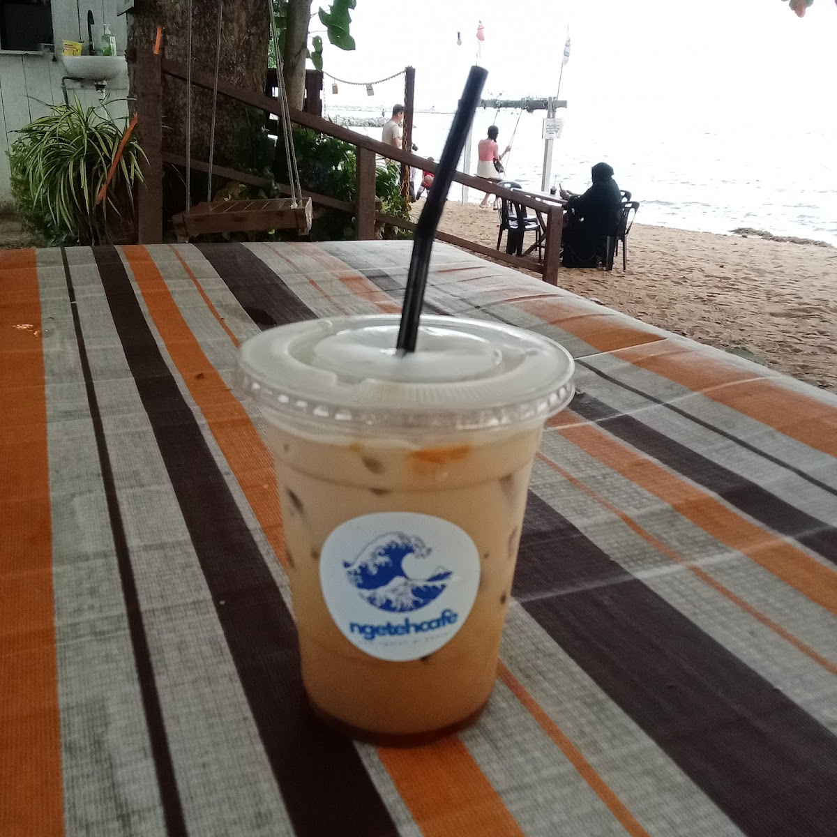 Ngeteh Cafe - Photo 9