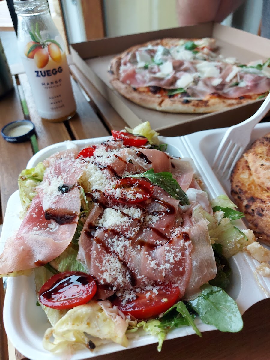 Pinocchio Pizzeria - Photo 9
