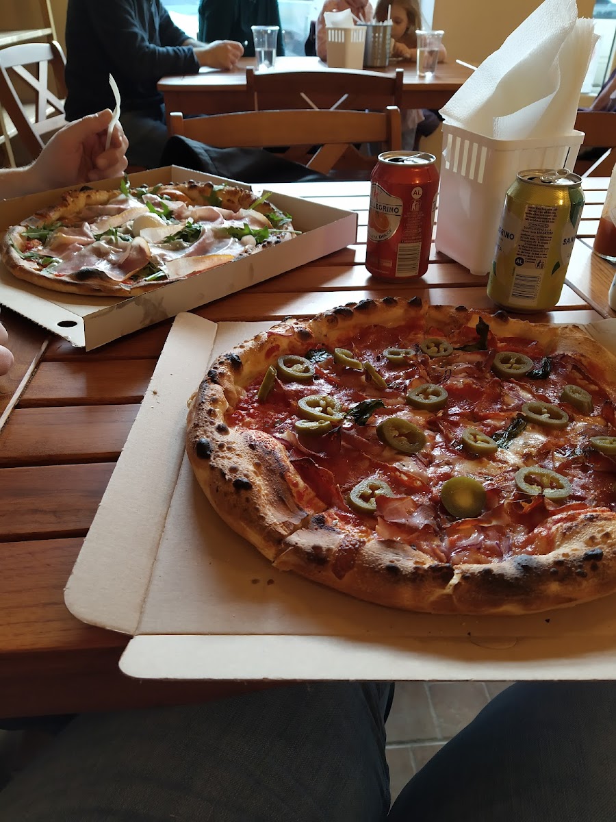 Pinocchio Pizzeria - Photo 5