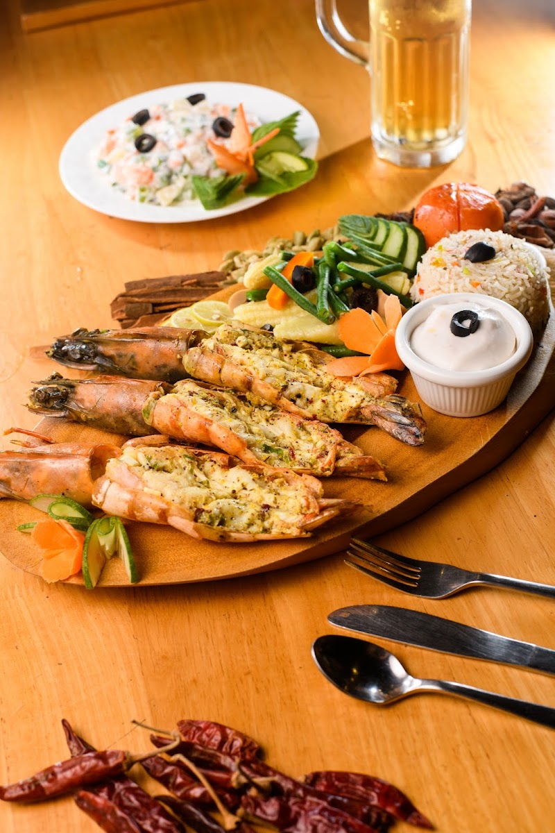 Shanaya's Kitchen & Bar - Photo 9