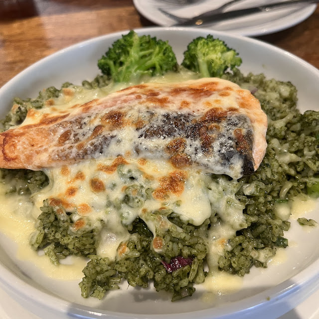 Cheese Baked Pesto Rice with Salmon