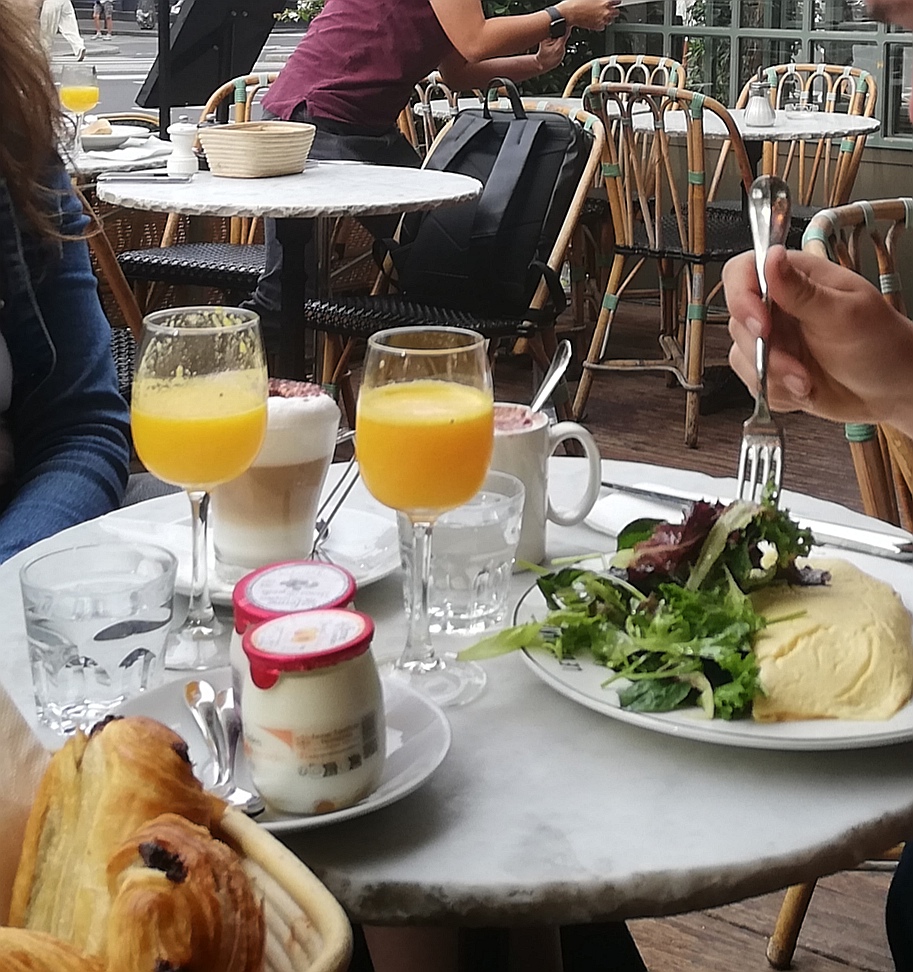 Cafe Le Brebant - Photo 9