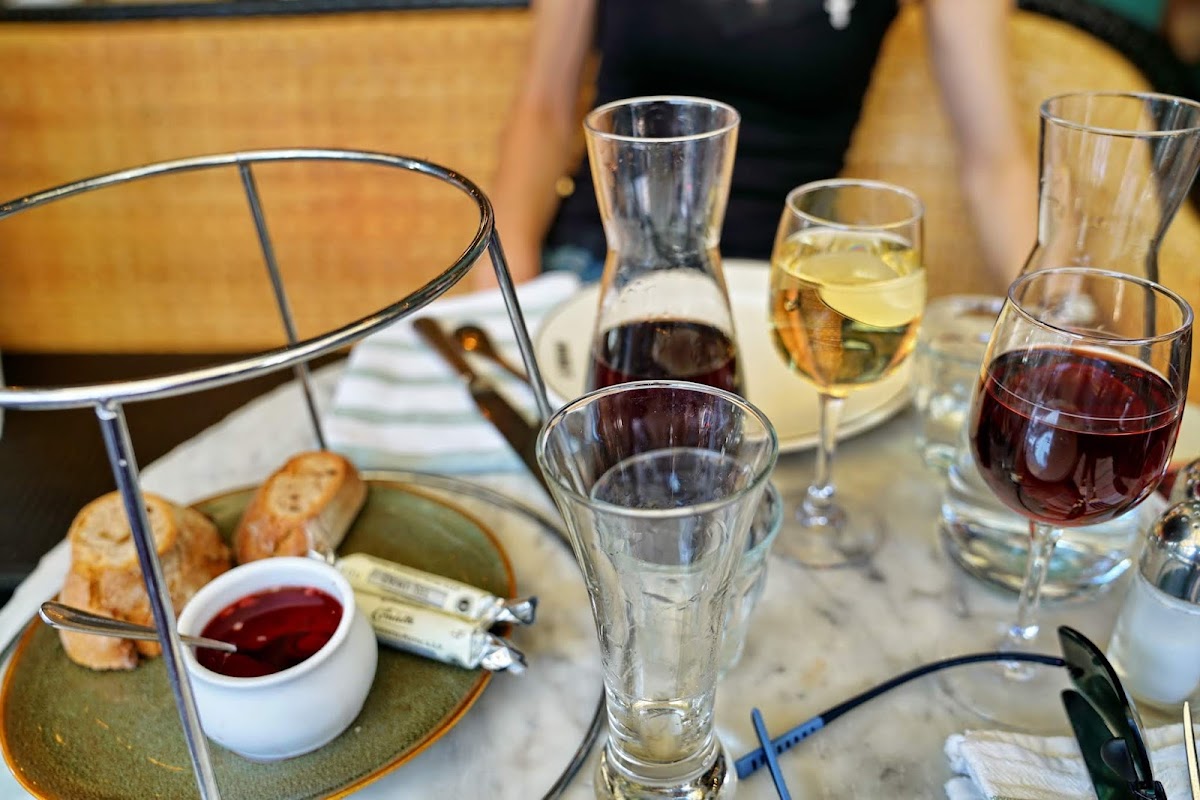 Cafe Le Brebant - Photo 4