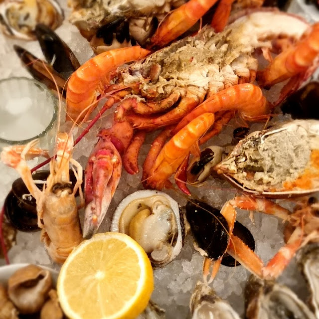 Tasting Oysters