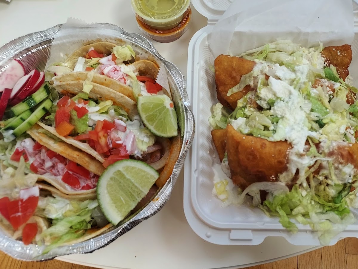 Tacos Y Tortas Doña Maria - Photo 2