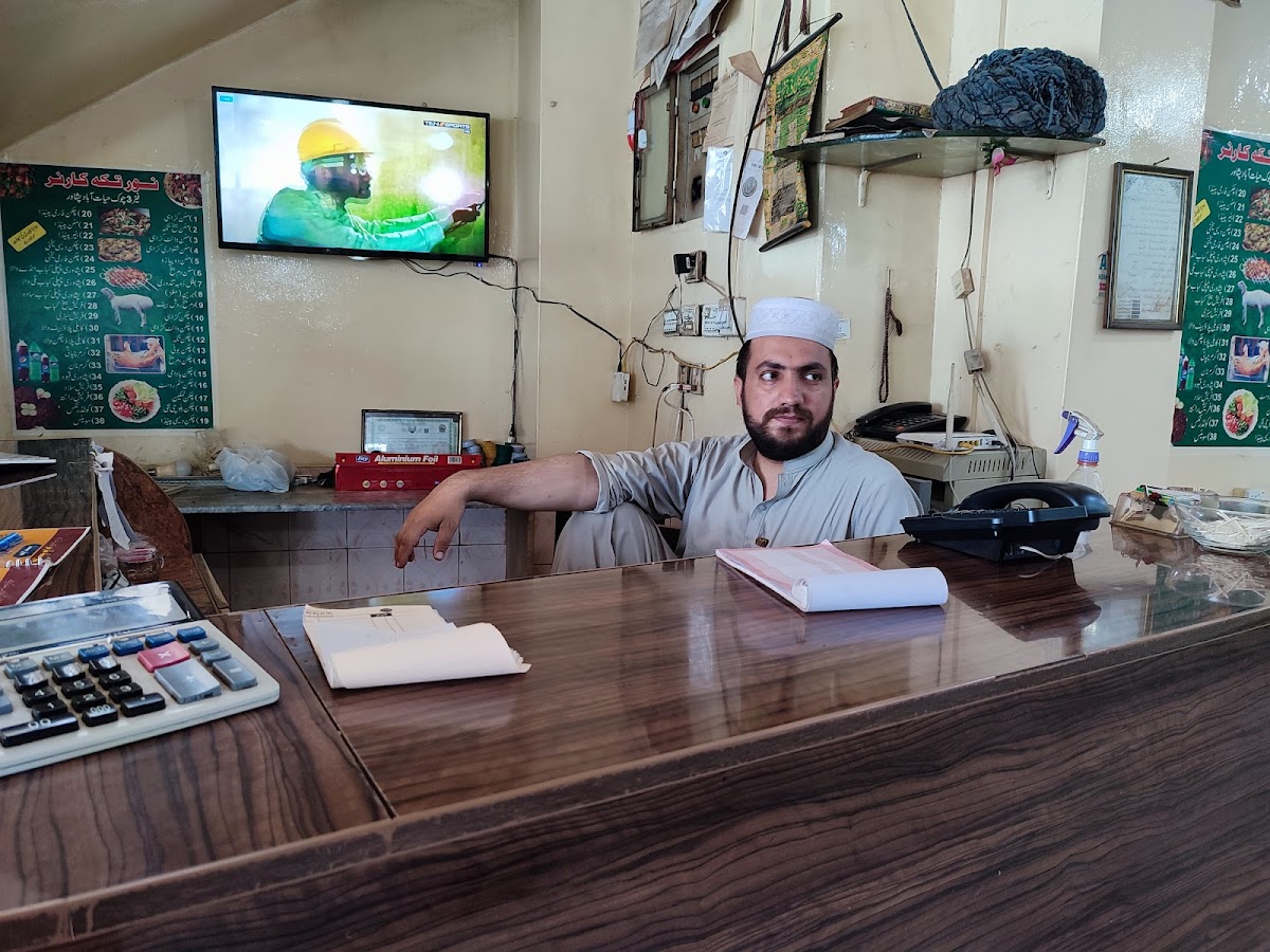 Noor Tikkah Corner Restaurant - Photo 2