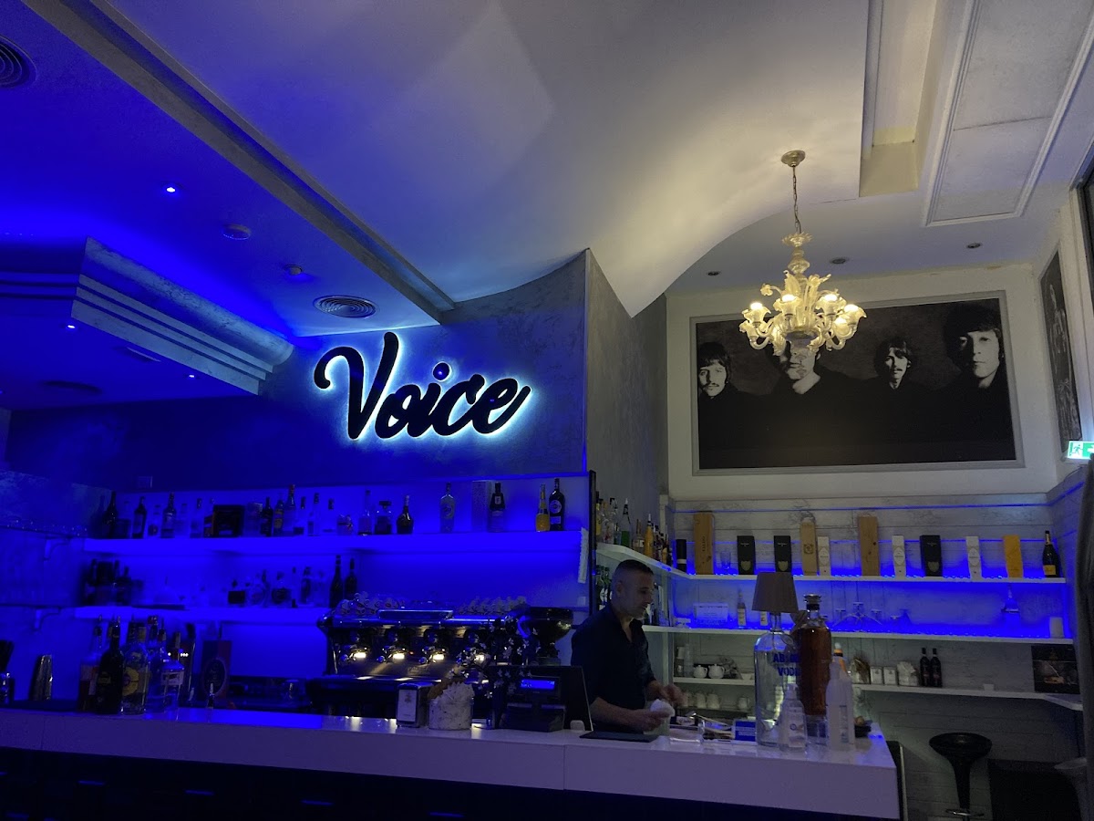 Voice Restaurant - Photo 3
