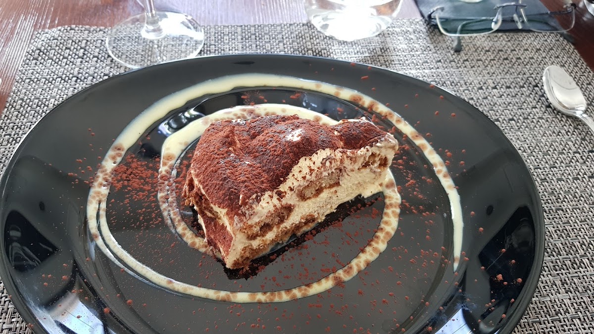 Voice Restaurant - Photo 5