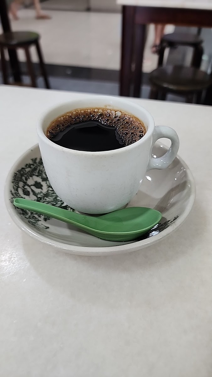 Four Season Cafe - Photo 3