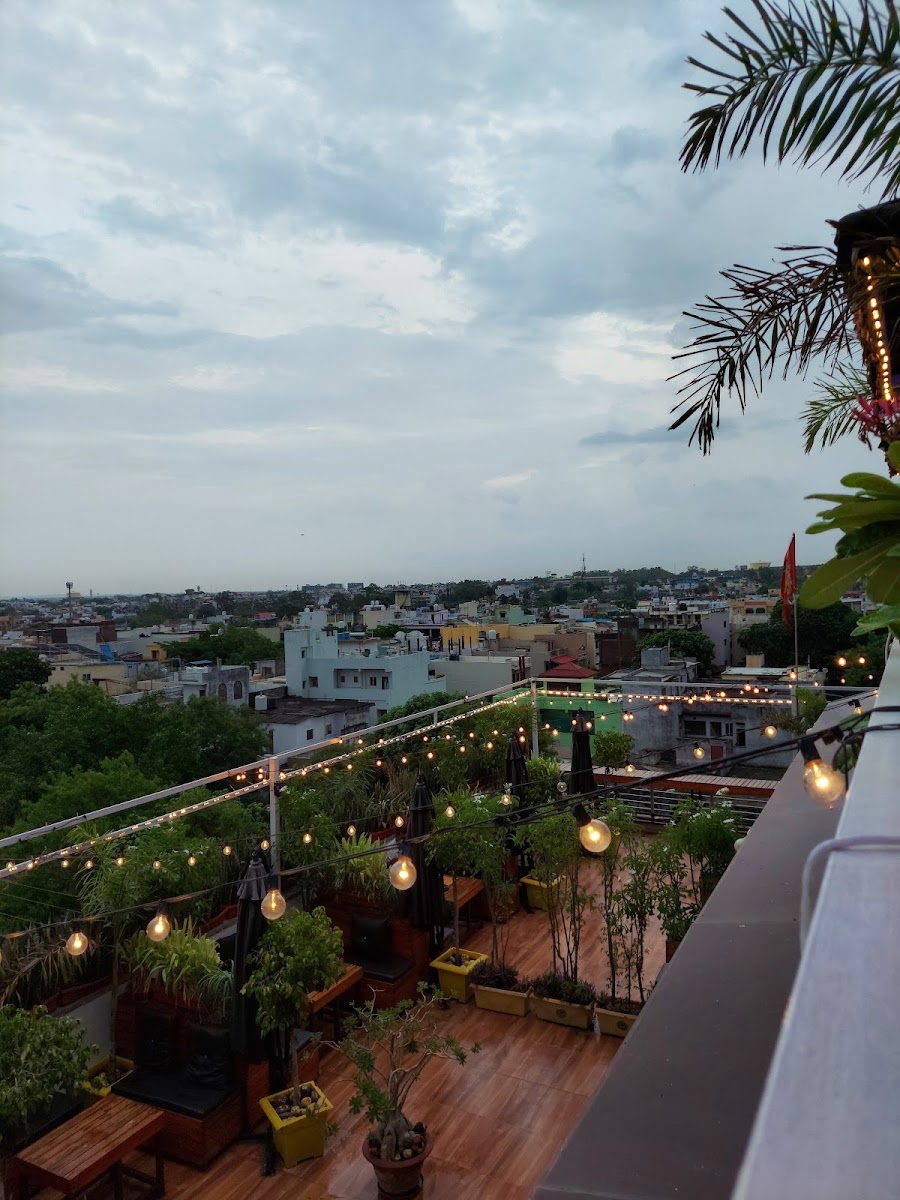 Chimes Bistro Cafe Pvt Ltd - Photo 9