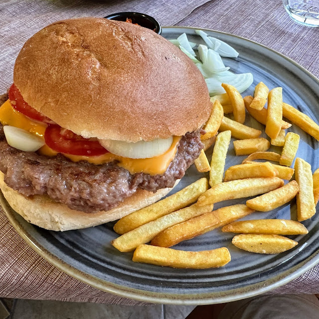 Cheeseburger