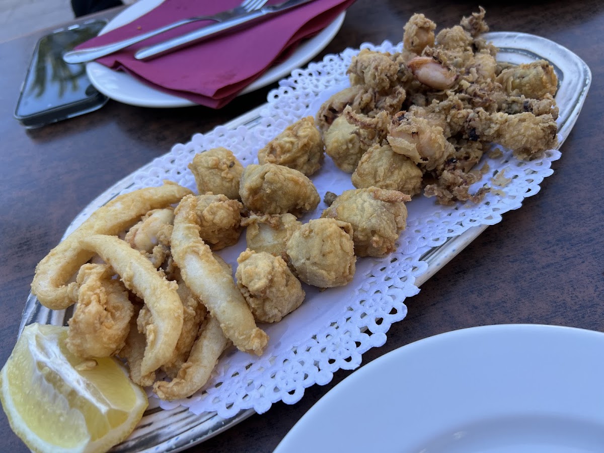 La Taberna de Luceros - Photo 3