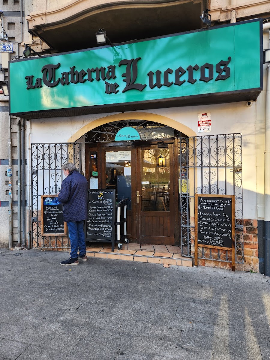 La Taberna de Luceros - Photo 5