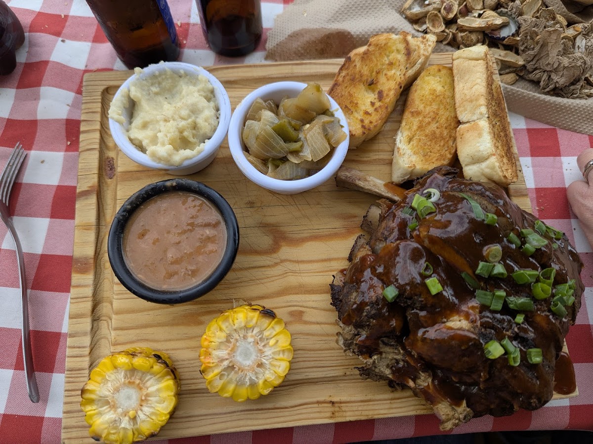 Tacua's Ranch - Photo 2