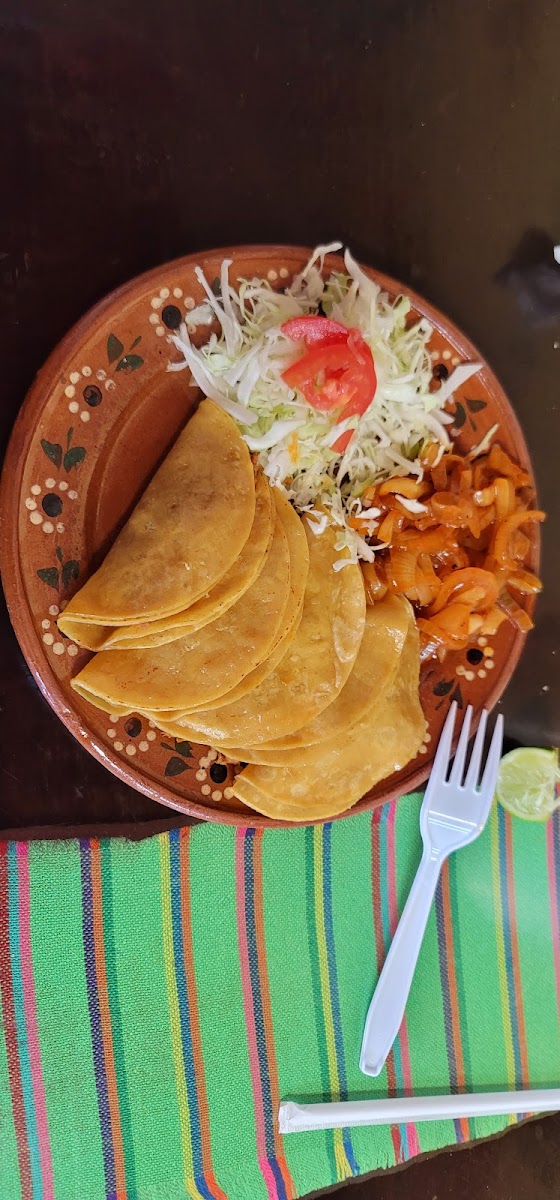 La Regia Tacos y Gorditas - Photo 6