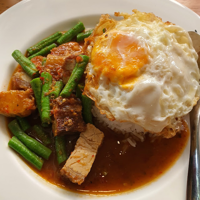 Crispy Pork Stringbean Stir-Fried with Chilli Paste