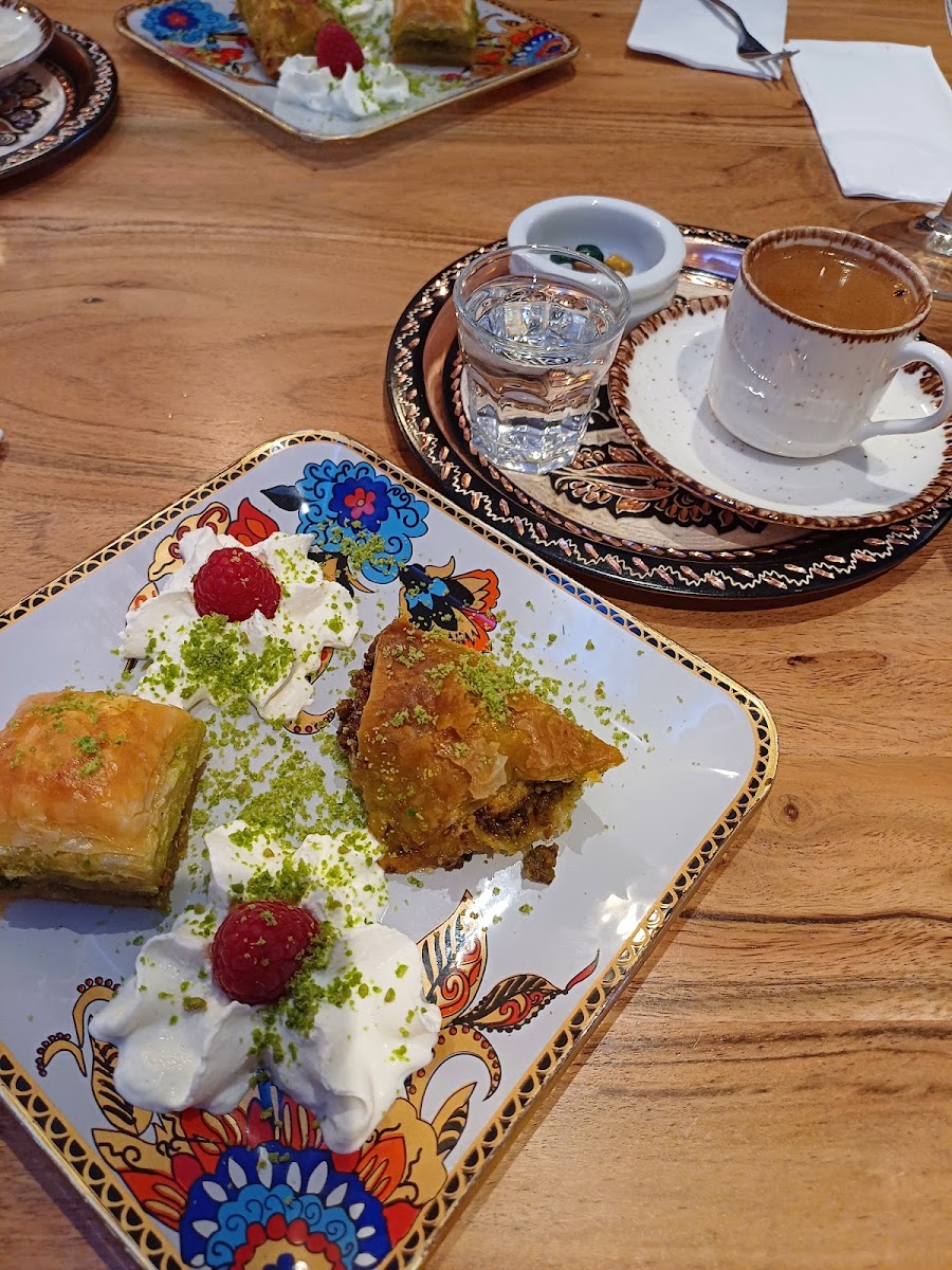 Biko Restaurant & Cafe UG - Photo 5